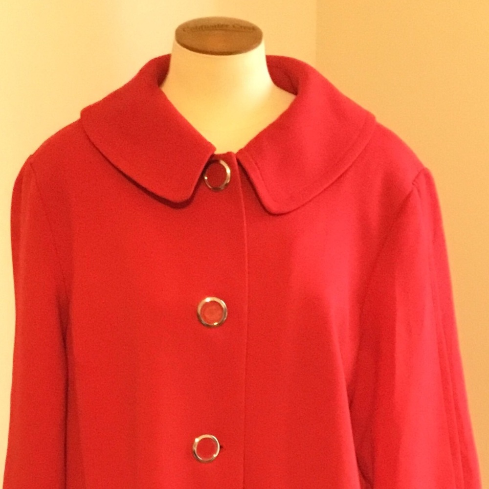 Carmen Marc Valvo Red Dress Coat XL